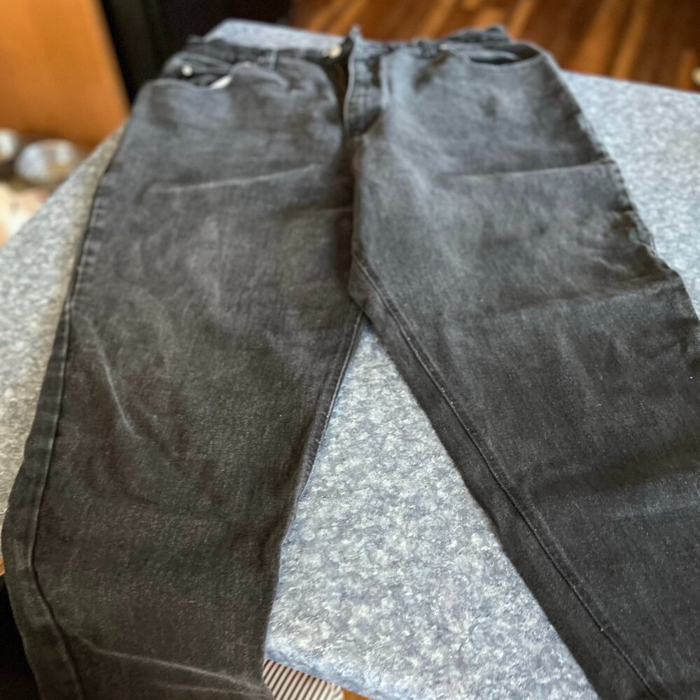 Women's Faded Glory Relaxed Fit BLACK jeans - 20W (heavy)